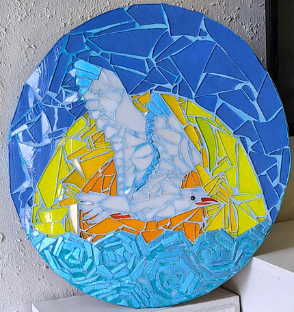 Serija slik Steklena spirala. Steklo na les (premer: 40cm) Galeb, junij 2015